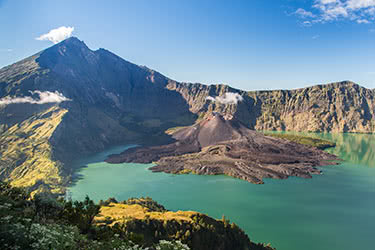 Lombok: 4-Day Mount Rinjani Trek