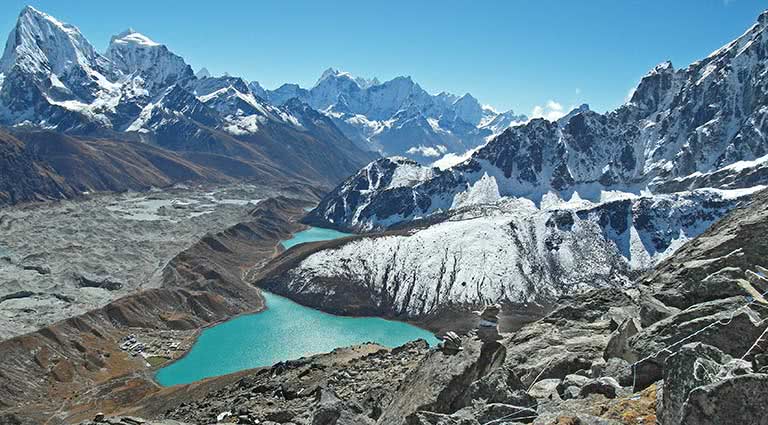 essay on himalayan region of nepal
