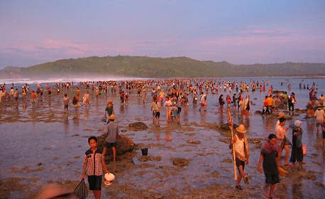 Bau Nyale Festival