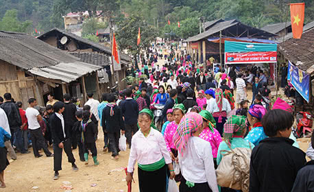 Khau Vai Love Market
