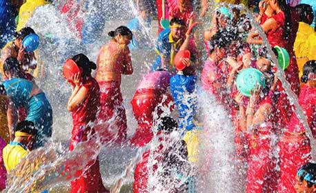 Water Splashing Festival