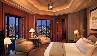 The Peninsula Suite