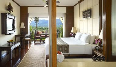 Deluxe 3 Country View Room