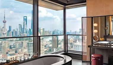 Premium Bund View Suite