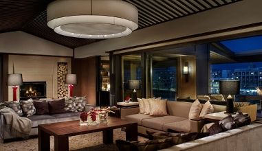 The Ritz-Carlton Suite