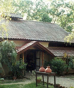 Tiger Tops Tharu Lodge