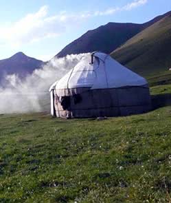 Kamandy Jailoo Yurt Camp