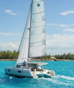 Luxury Yacht Charter