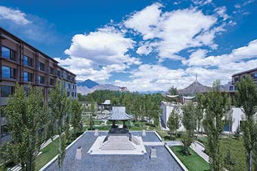 Shangri-La Hotel, Lhasa