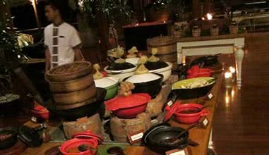 Burmese Curry Table