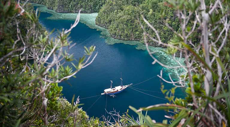 Cruising the Spectacular Raja Ampat Archipelago