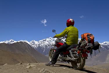 7-Day Classic Bike Trip through the Nepalese Himalayas