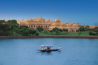 India in Style with Remote Lands &amp; Oberoi Hotels