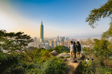 Taiwan Top to Bottom with Kids