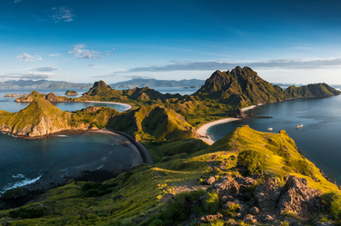 Singapore Getaways: Sailing around Komodo National Park