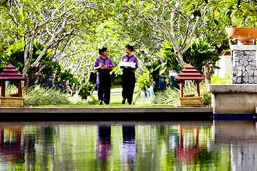 A Sense of Well-being: Sanctuaries & Cuisine in Southern Thailand