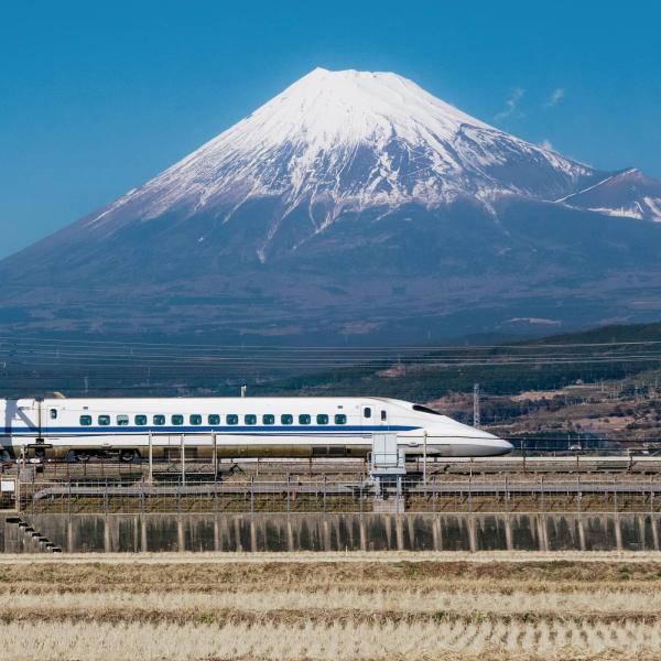 Kogei: A Journey Through Japan’s Living National Treasures

Launching November 12-22, 2026, is a brand new 10-night itinerary linking Tokyo, Kyoto, Yamanaka Onsen, Kanazawa, and Kurashiki through the lens of everything kogei, the Japanese word for arts and crafts. Experience private access to Japan’s Living National Treasures and to artist ateliers, master workshops and exhibitions of intricate metalwork, lacquerware, ceramics, and more. Reach each of these locations by Shinkansen, as the landscape smoothly shifts between major cities and longstanding cultural traditions. As master artisans share their knowledge and techniques, guests can close the day comfortably through carefully selected accommodations that provide the highest level of service and care. Only 14 spaces are available for this journey.

For more information, please check the link via bio.