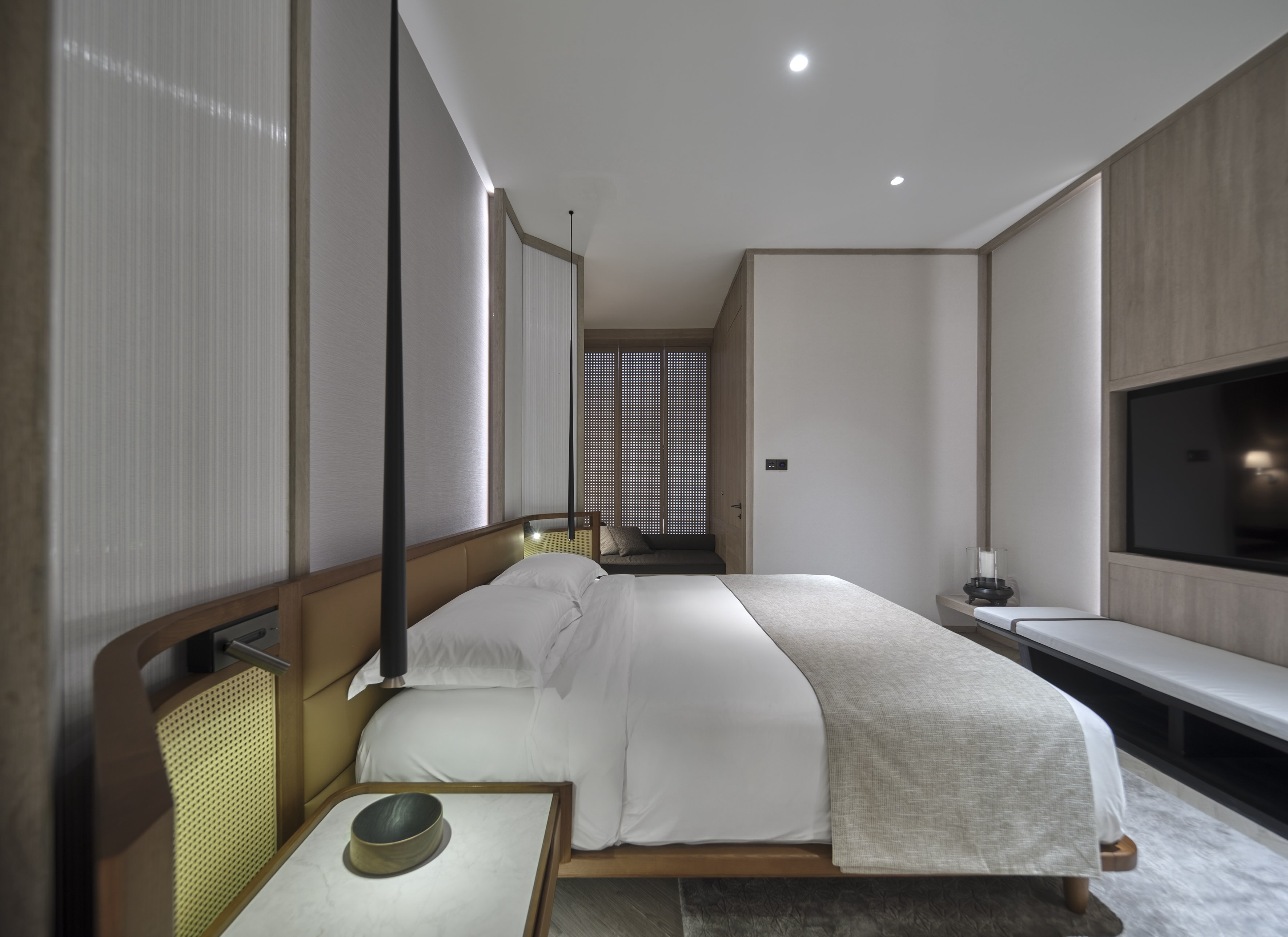 Clan House Suite
