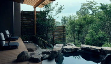 Suite with Open-Air Rock Bath 