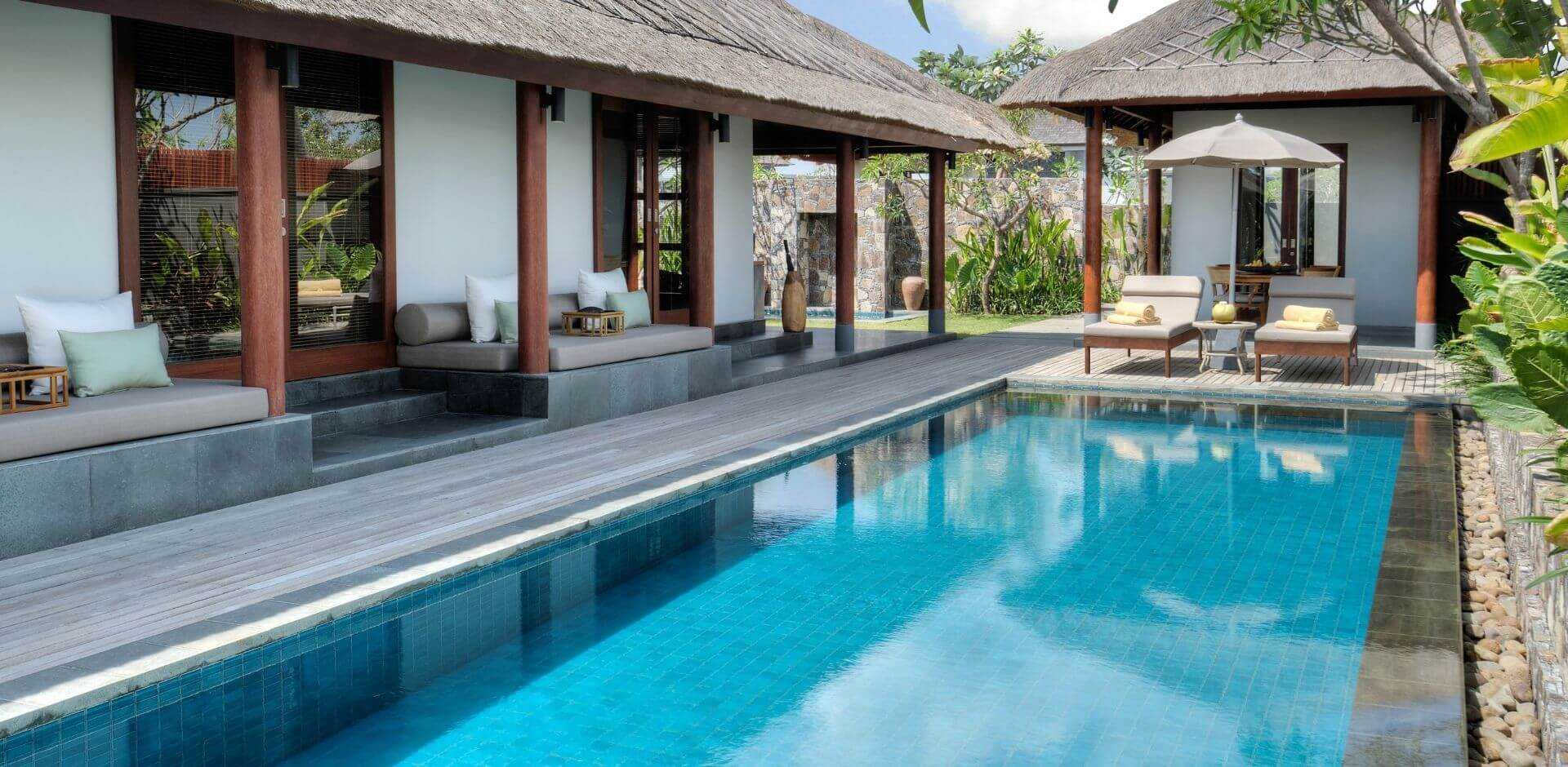 The Legian Sire, Lombok