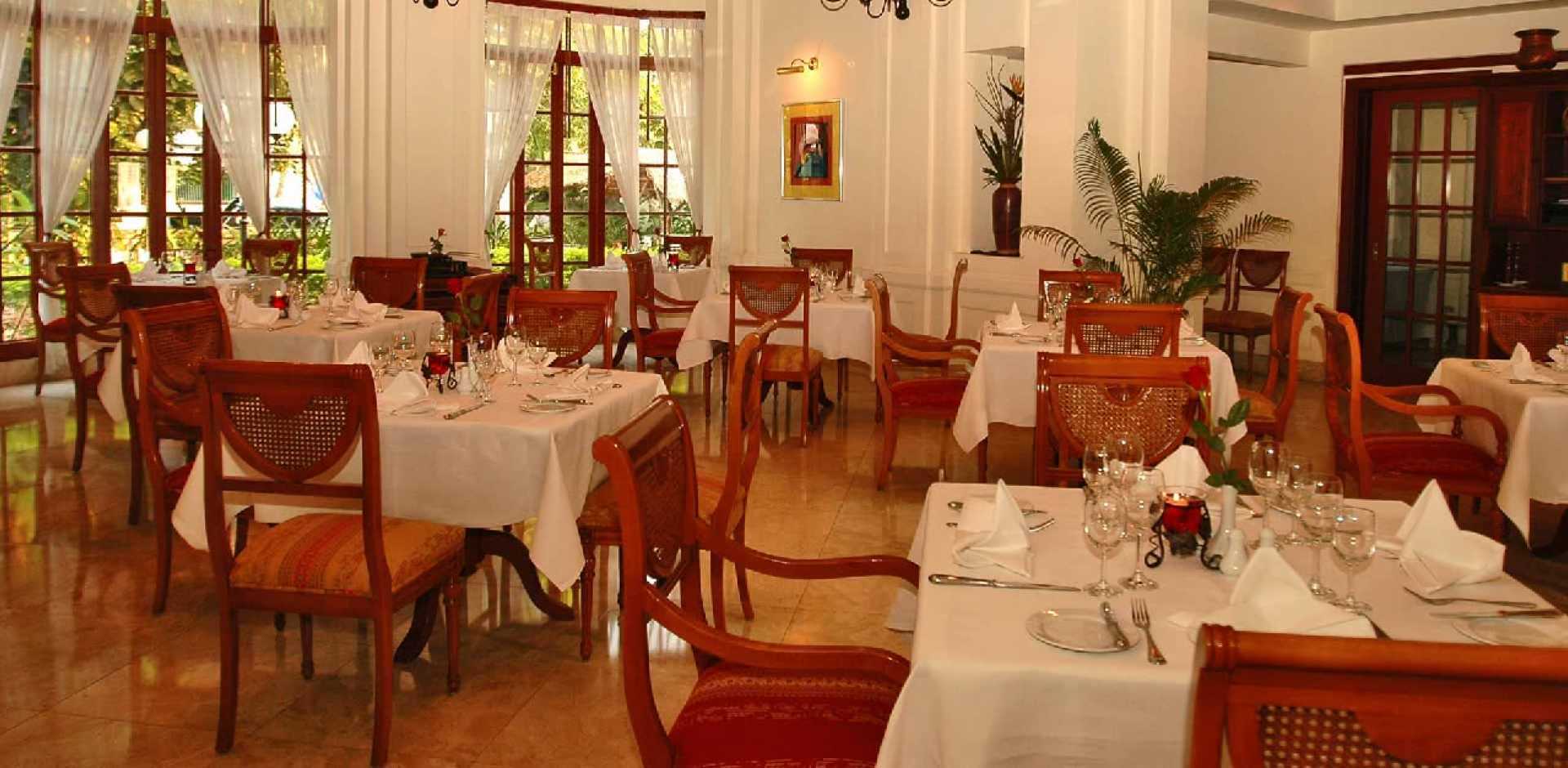 Settha Palace Hotel