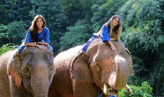 A mother & daughter from California