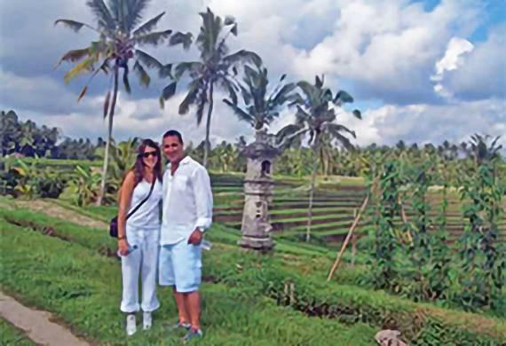 Manhattan couple on honeymoon in Singapore, Bali & Komodo