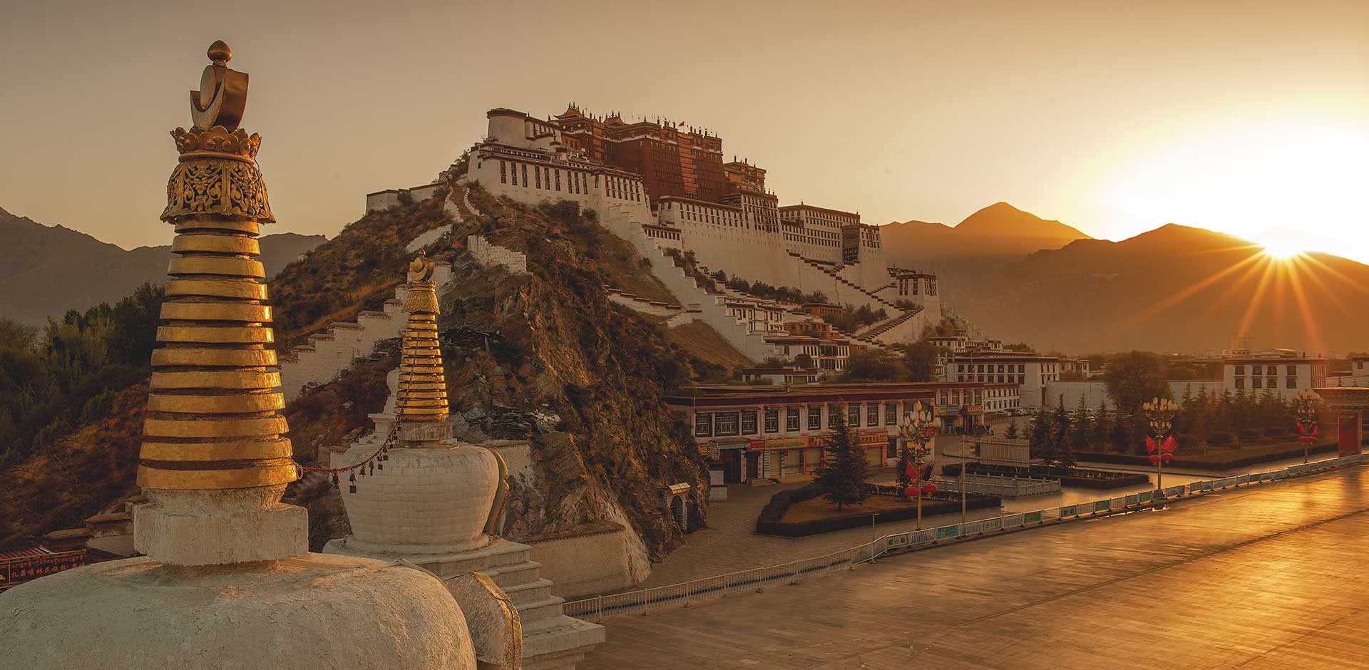 Shangri-La Hotel, Lhasa