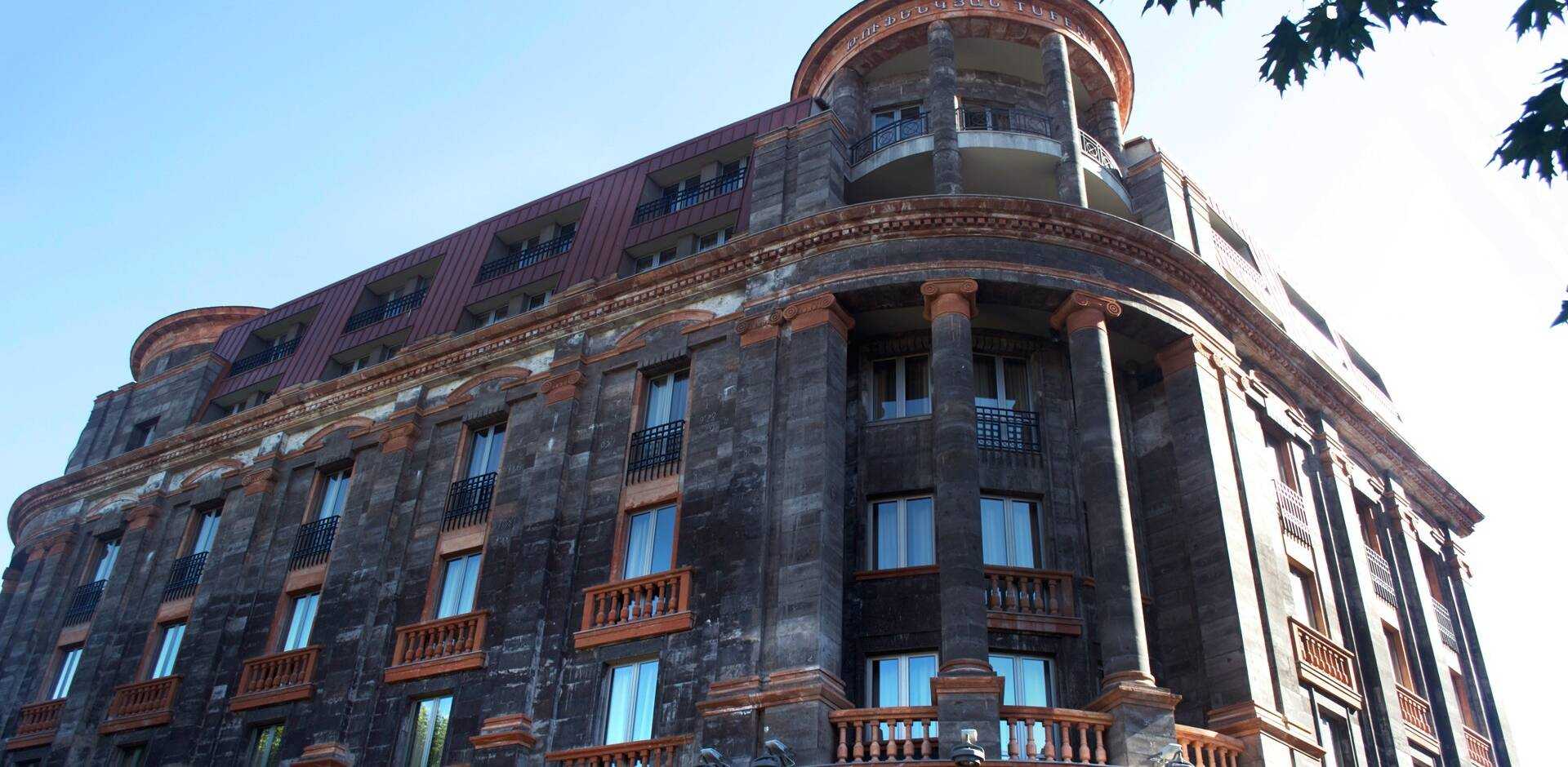 Tufenkian Historic Yerevan Hotel