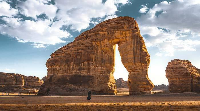 Where-to-travel-in-2023-new-webinar