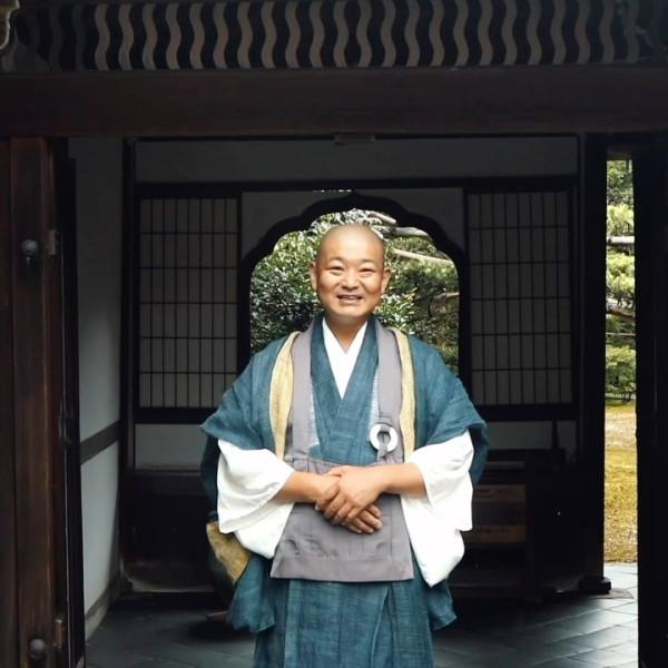 Zen Meditation

Enjoy exclusive access to a Buddhist temple to experience zazen meditation — an ascetic form of training for monks.