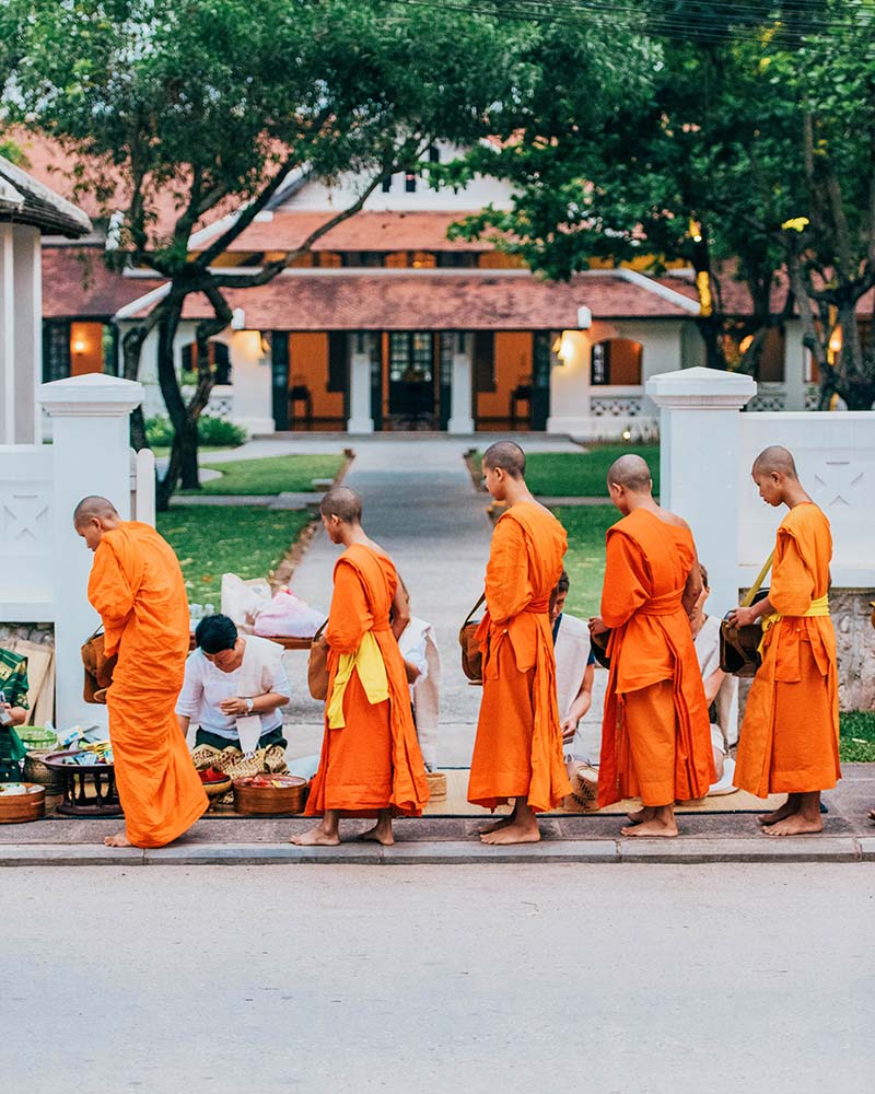 Almsgiving-Laos.jpg