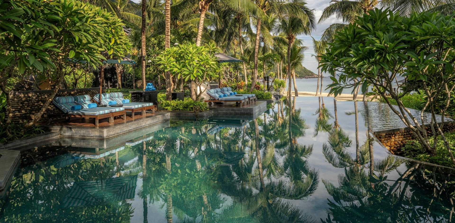 Intercontinental Danang Sun Peninsula Resort