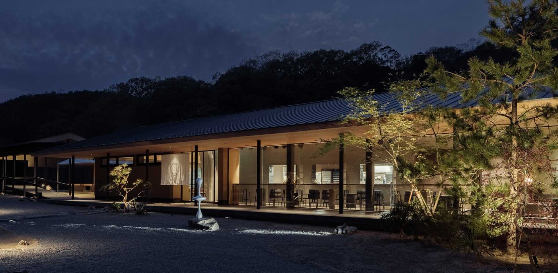 Naoshima Ryokan ROKA