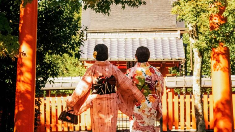 Dress to Impress: National Dress Around Asia