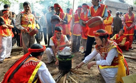 Tet Holiday Rice Cooking Competitions