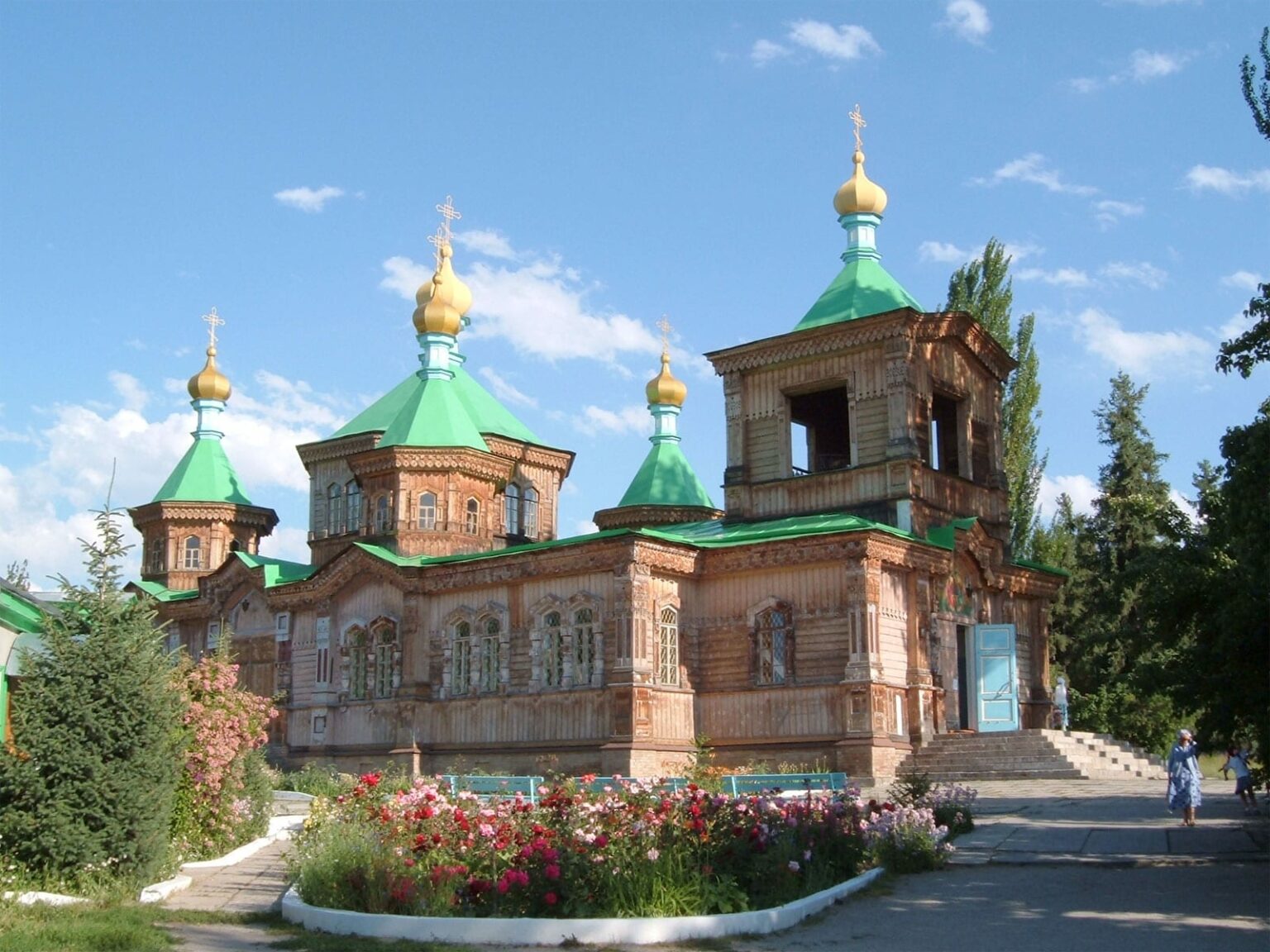 Karakol_cathedral-min