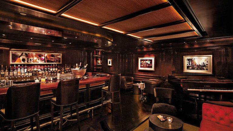 phk-the-bar-interior-1074a