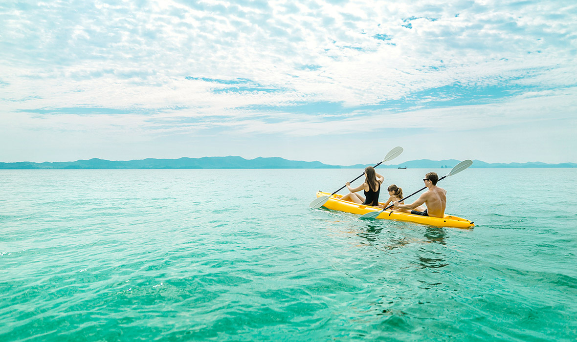 Point Yamu - Experiences - Kayaking family