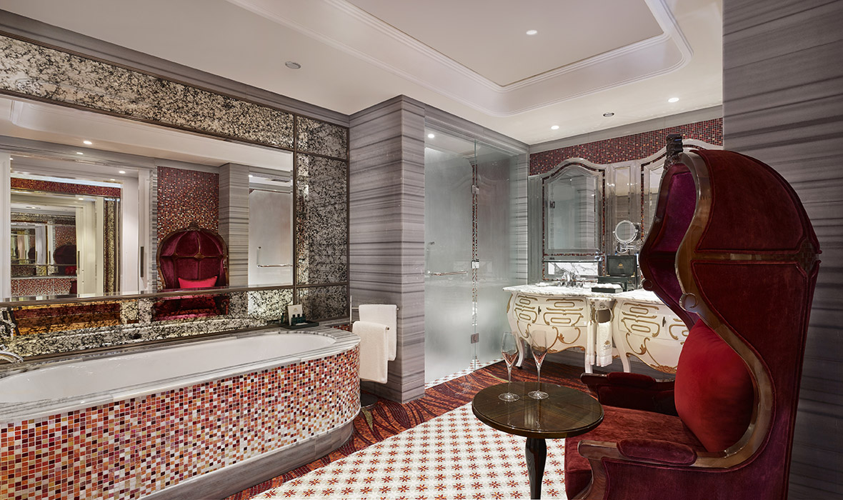 The Reverie Saigon - Romance Suite - Bathroom