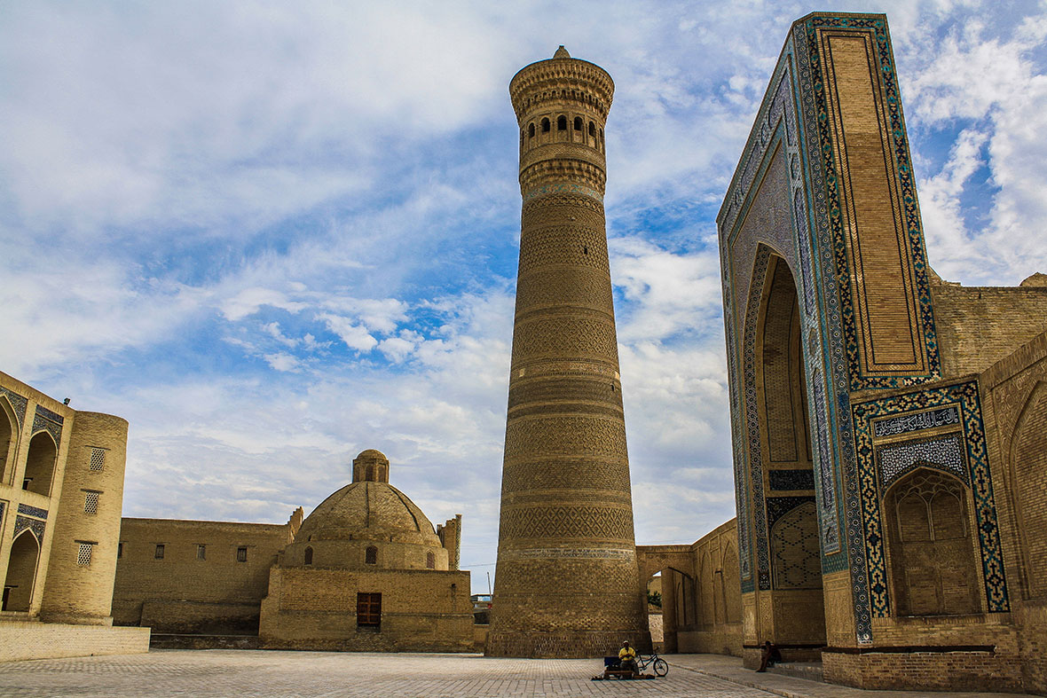 Kalyan-Minaret-(2)