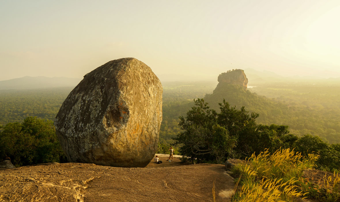Pidurangala-Rock-2