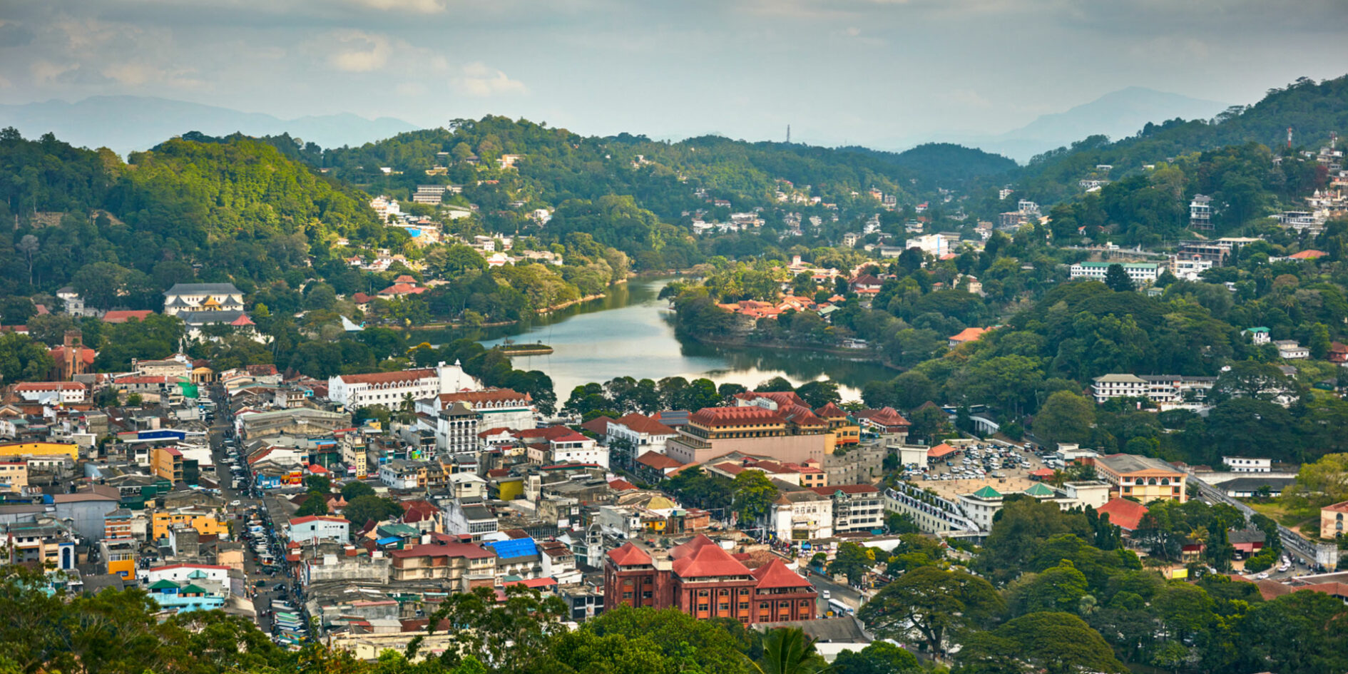 I Want Kandy What to Do in Sri Lanka’s Heartland Travelogues from