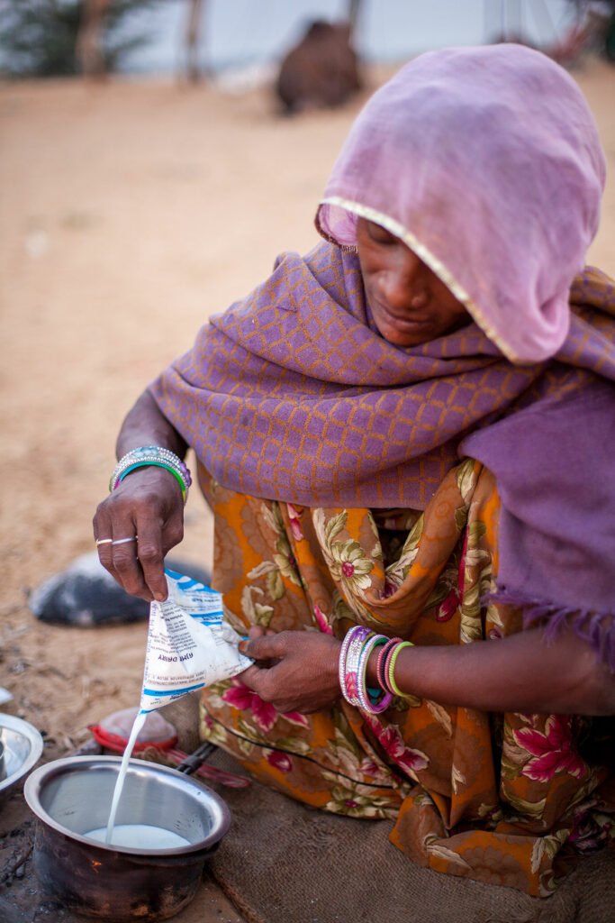 3---Women-making-chai