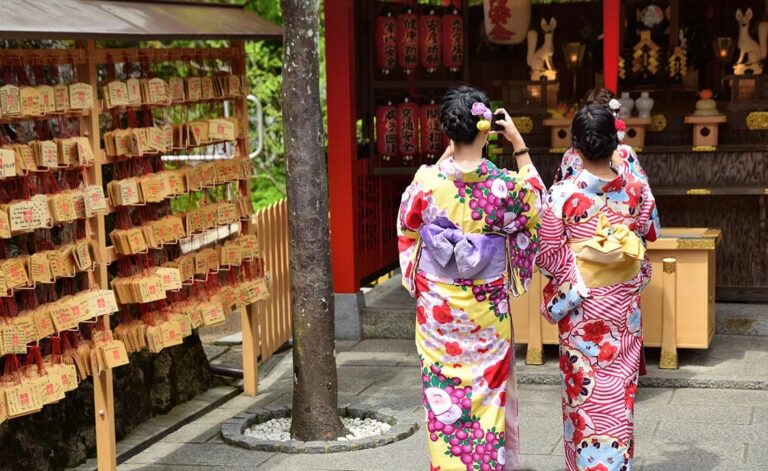 Jishu-Jinja-Shrine-6