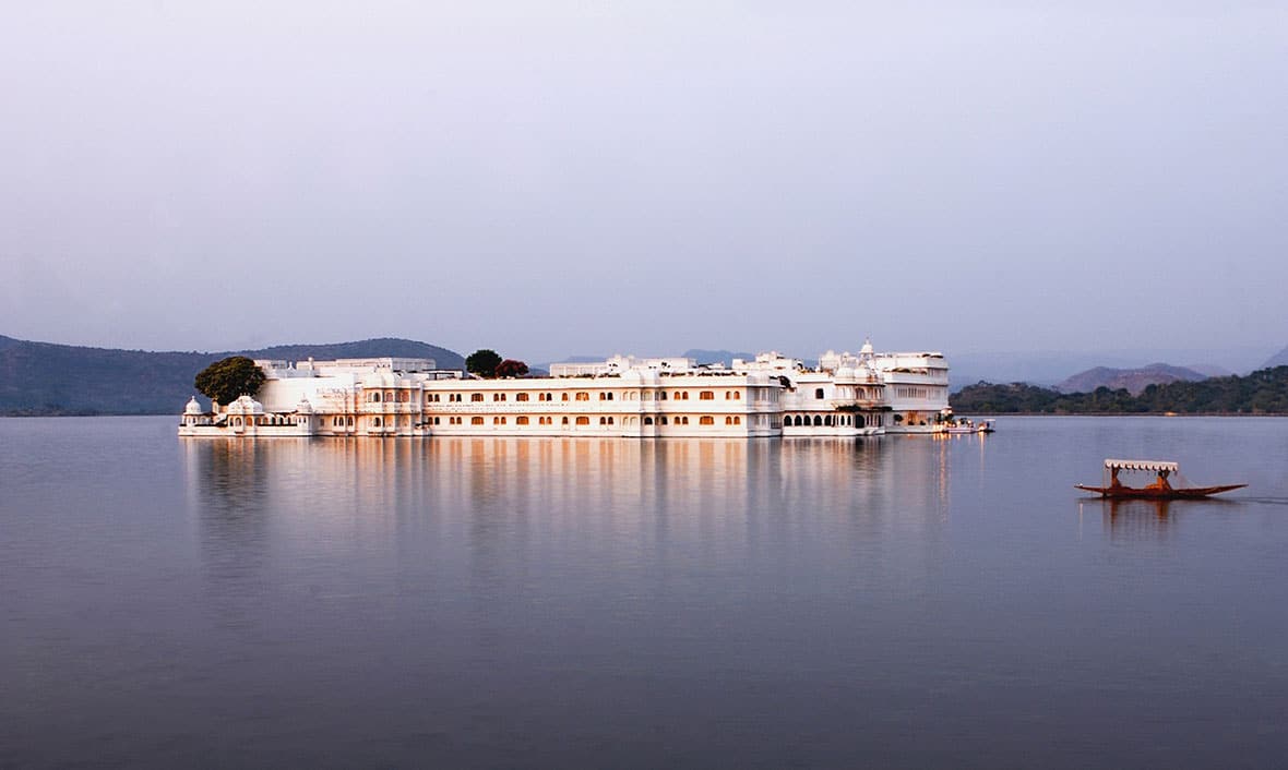 Lake-Pichola-2