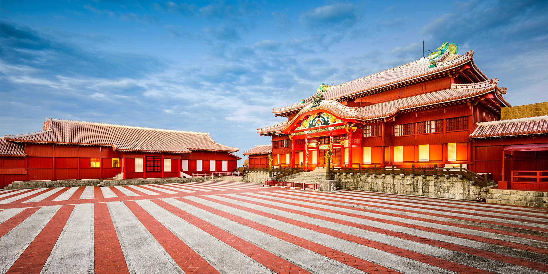 Shogun Stronghold: Samurai Castles in Japan - Travelogues from Remote Lands