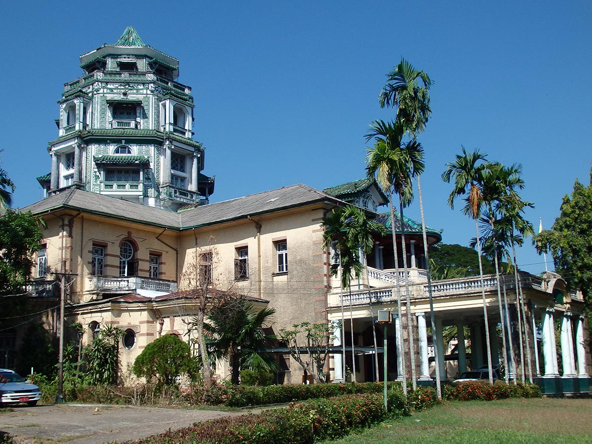 Chin_Tsong_Palace_(Fine_Art_School)_-_panoramio_(3)