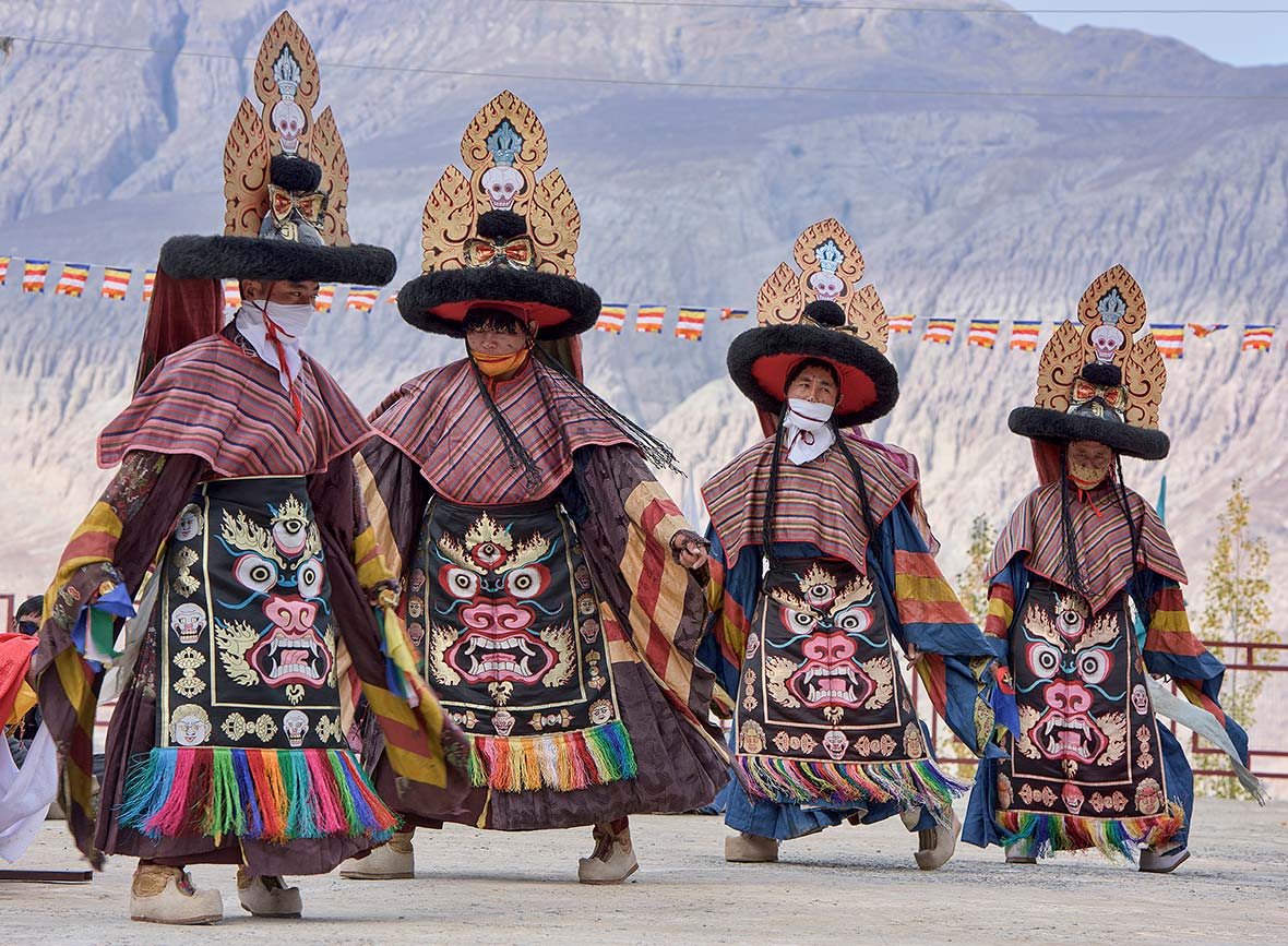 Exploring the Enchanting Beauty of Nubra Valley: A Gateway to Ladakh's  Serene Paradise - World Travel Magazine - Medium