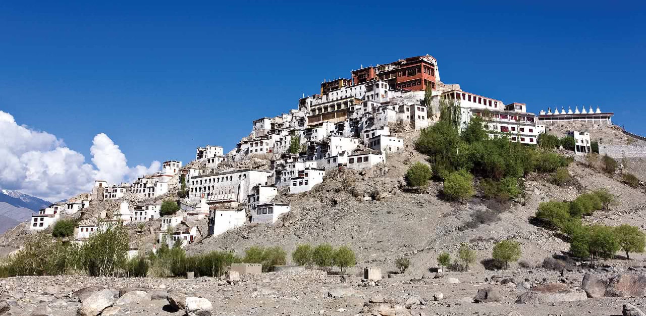 Exploring the Enchanting Beauty of Nubra Valley: A Gateway to Ladakh's  Serene Paradise - World Travel Magazine - Medium